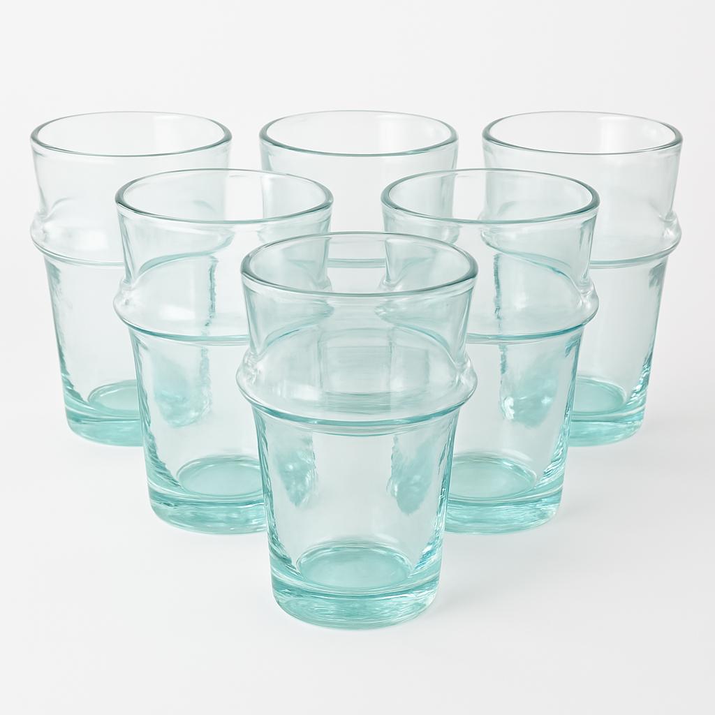 Set aus 6 handgefertigten Trinkgläsern - mundgeblasen