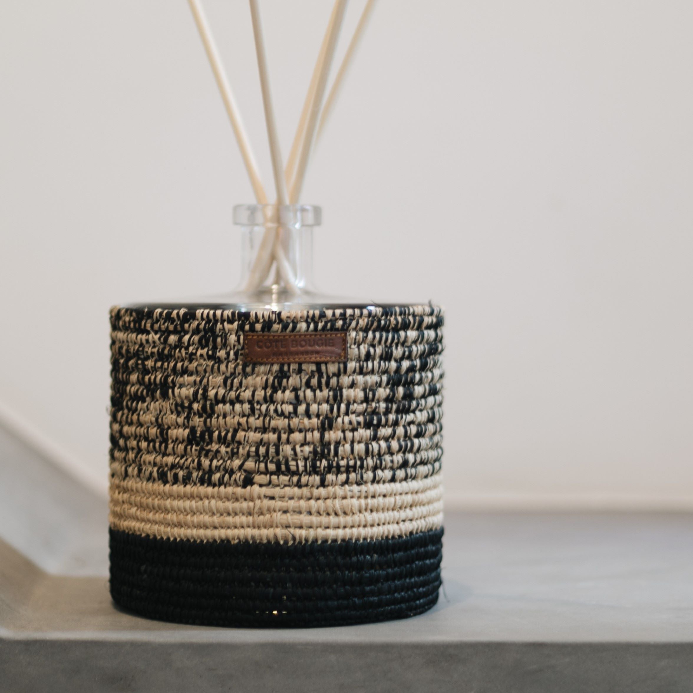 fragrance stick diffuser Raphia Mogador